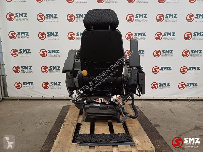Reservdelar lastbilar Caterpillar Seat complete...