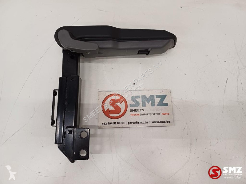 Reservdelar lastbilar Caterpillar Armrest right...