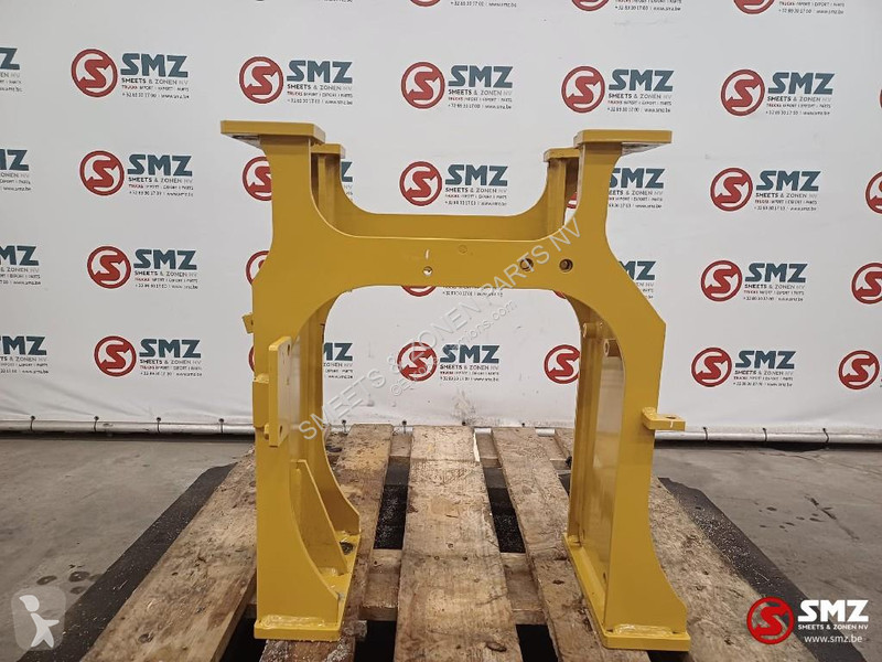 Reservdelar lastbilar Caterpillar Mounting main...