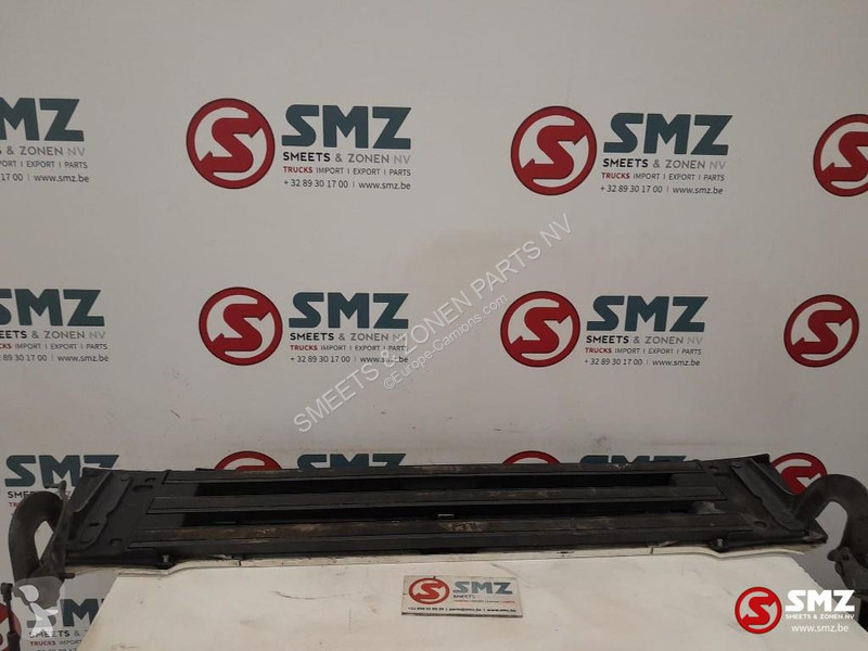 Reservdelar lastbilar Scania Occ grille Scania...