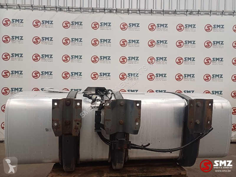 Peças pesados DAF Occ brandstoftank met steunen...