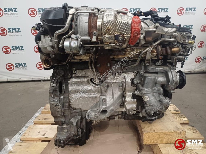 Náhradní díly pro kamiony Mercedes Occ motor...