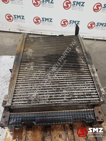 Pièces poids lourds Mercedes Occ radiator +...