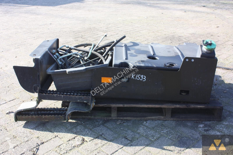 Náhradní díly pro kamiony Caterpillar Fuel tank