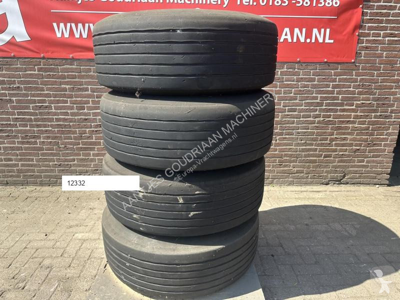 Vrachtwagenonderdelen 4 Banden 385/65/22.5 -...