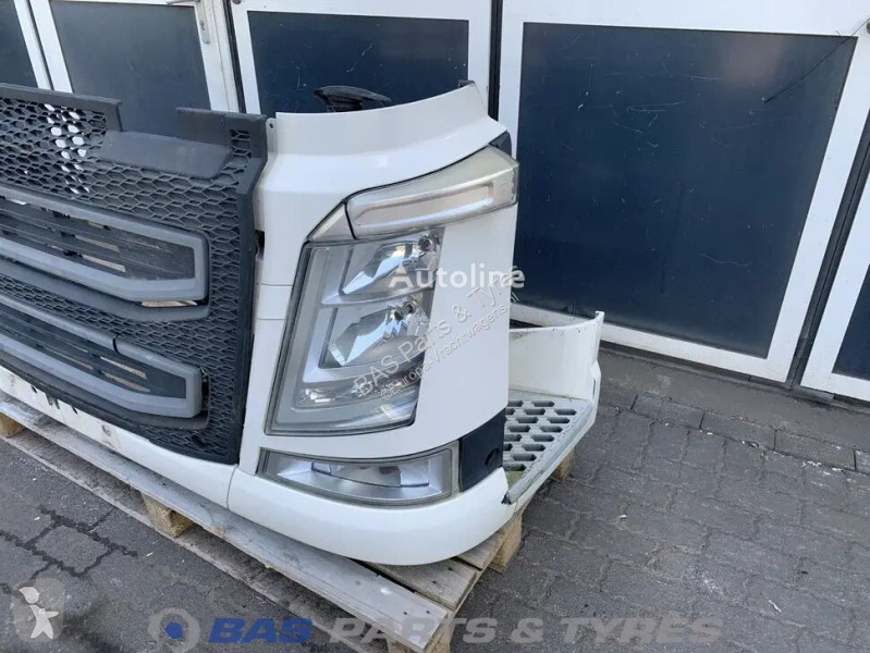 Náhradní díly pro kamiony Volvo Pare-chocs 4...