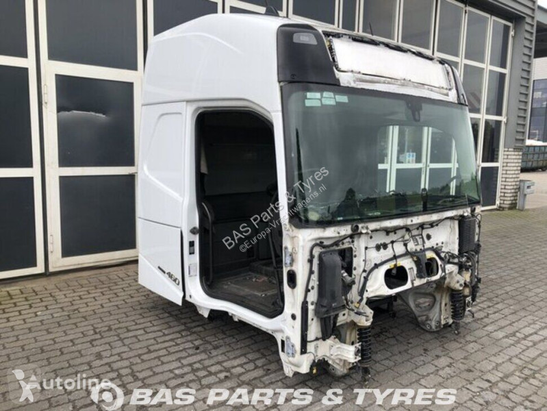 Pièces poids lourds Volvo Cabine  4...