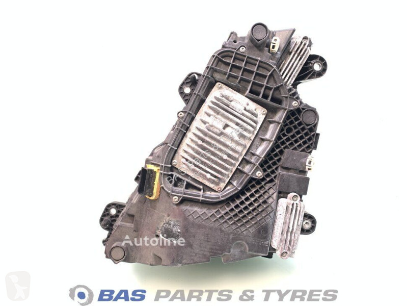 Vrachtwagenonderdelen Volvo Phare  4B Left pour...
