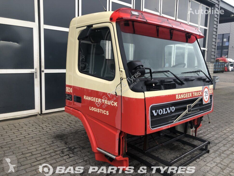 Pièces poids lourds Volvo Cabine 1 Day Cab...
