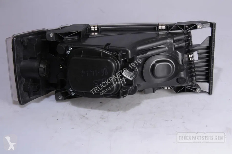 Reservdelar lastbilar Scania 2416144 LH HEADMP RHD