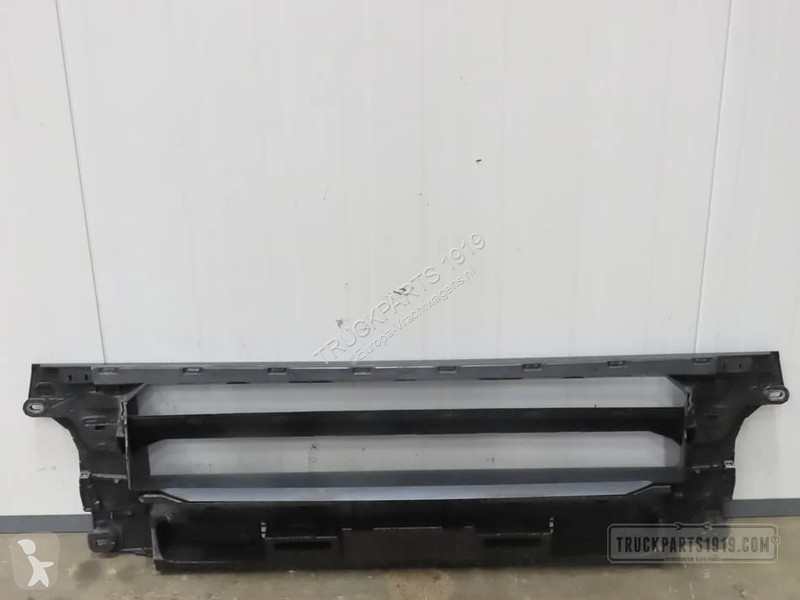 Reservdelar lastbilar MAN Body & Chassis Parts...