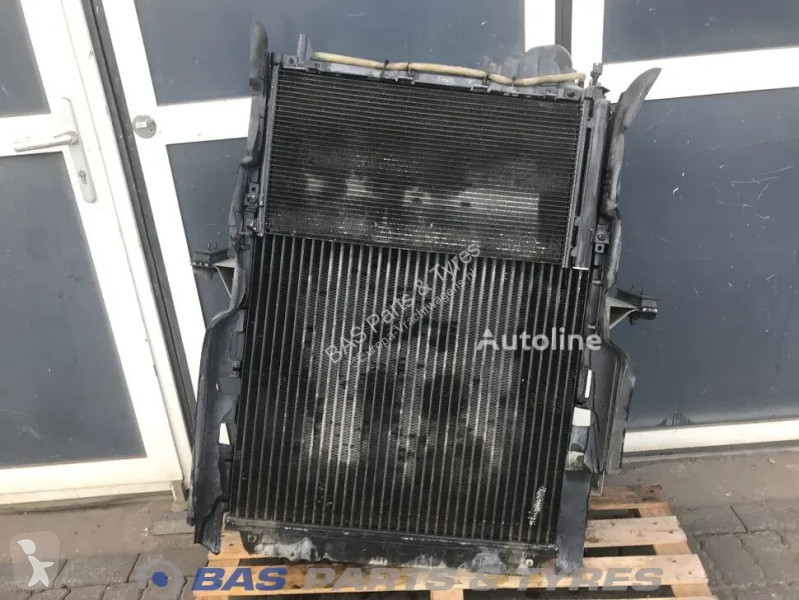 Pièces poids lourds Volvo Radiateur de...