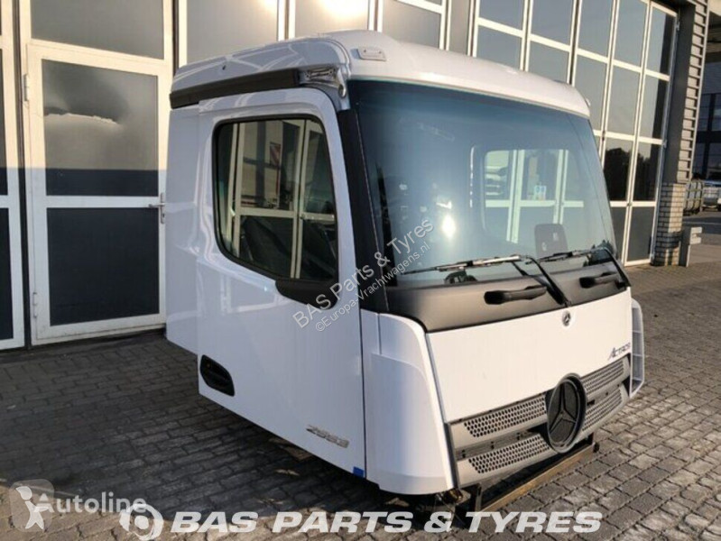 Peças pesados Mercedes Cabine  MP5 ClassicSpace...