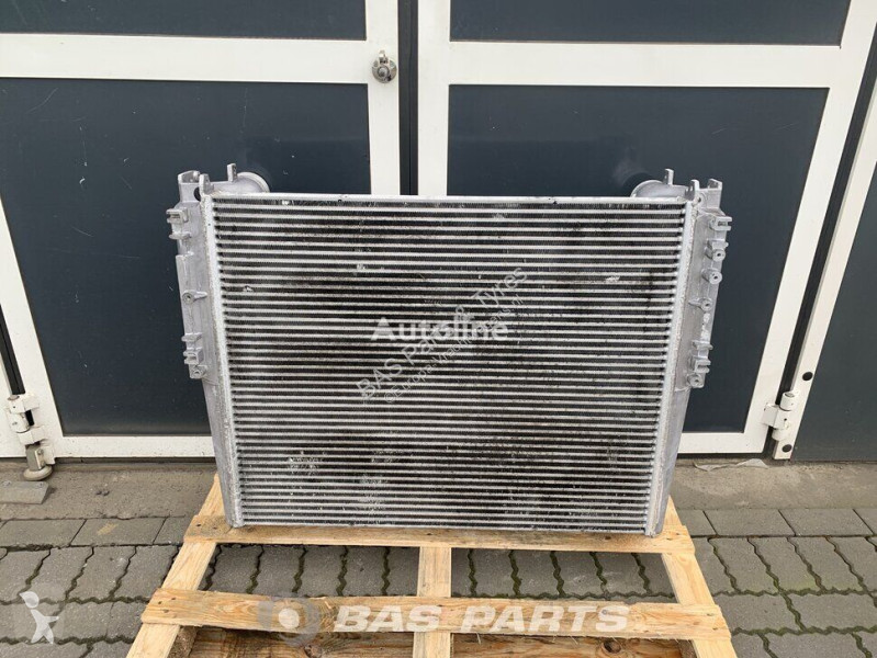 Pièces poids lourds Mercedes Radiateur de...