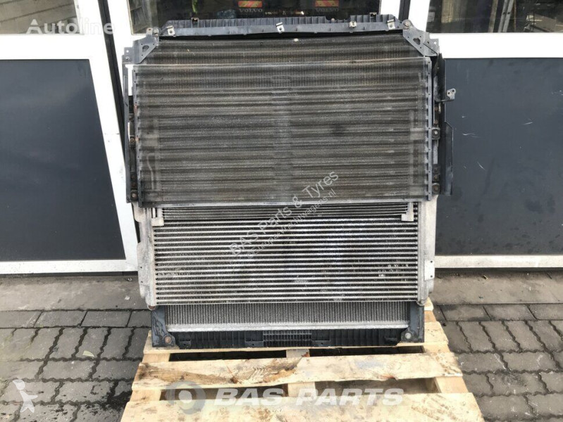 Pièces poids lourds Mercedes Radiateur de...
