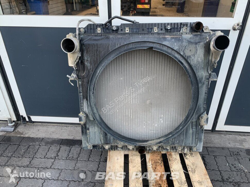 Pièces poids lourds Mercedes Radiateur de...