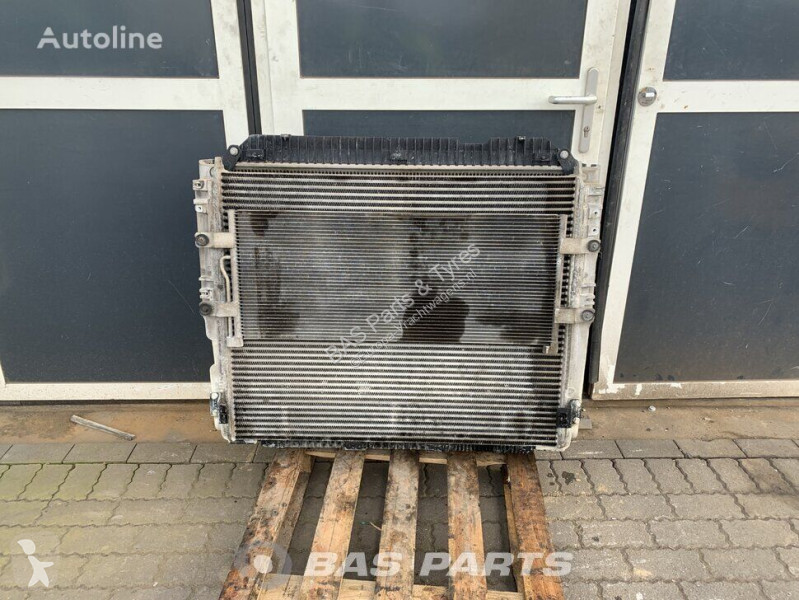 Pièces poids lourds Mercedes Radiateur de...