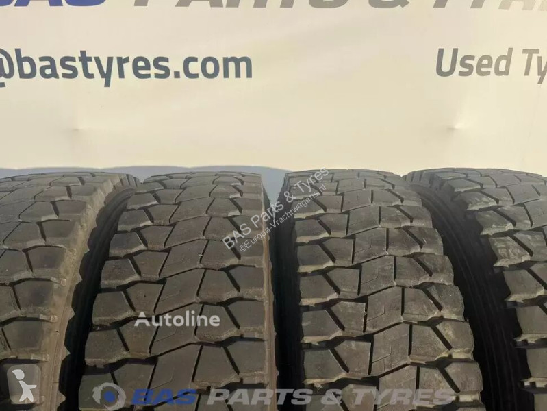 قطع غيار الآليات الثقيلة 315/80R22.5 S711...