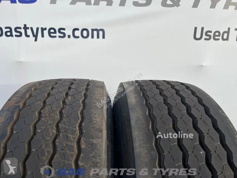 Náhradní díly pro kamiony Michelin 385/65R22.5...