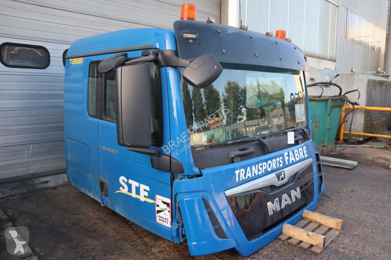 قطع غيار الآليات الثقيلة MAN F99L40 XL