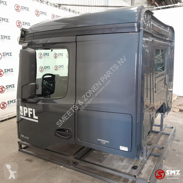 قطع غيار الآليات الثقيلة Mercedes Occ cabine...