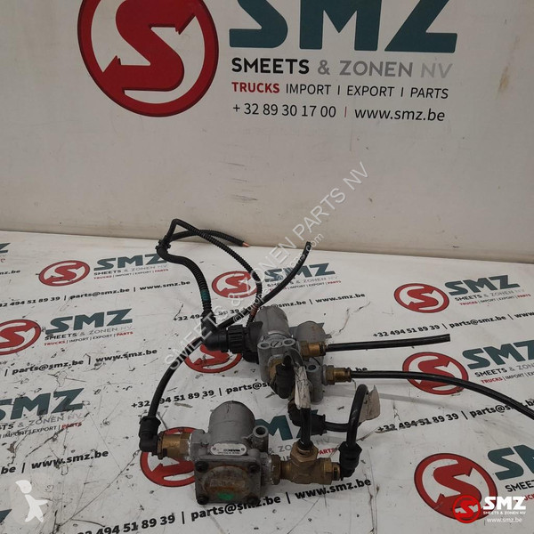 قطع غيار الآليات الثقيلة Iveco Occ set van 3...