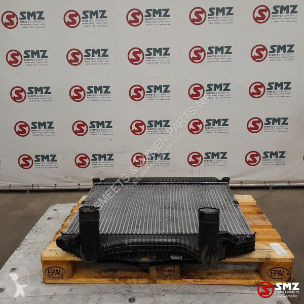 قطع غيار الآليات الثقيلة MAN Occ intercooler MAN