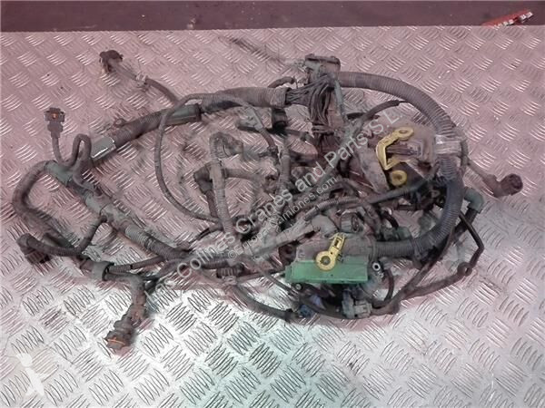 قطع غيار الآليات الثقيلة Volvo Câblage 85110005...