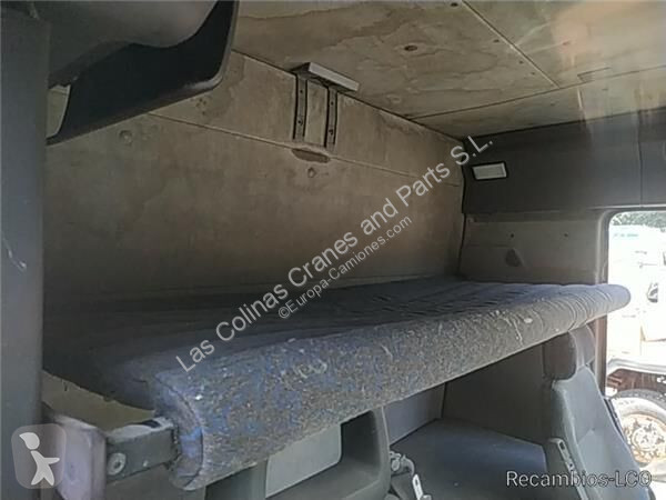 قطع غيار الآليات الثقيلة Renault Couchette pour...