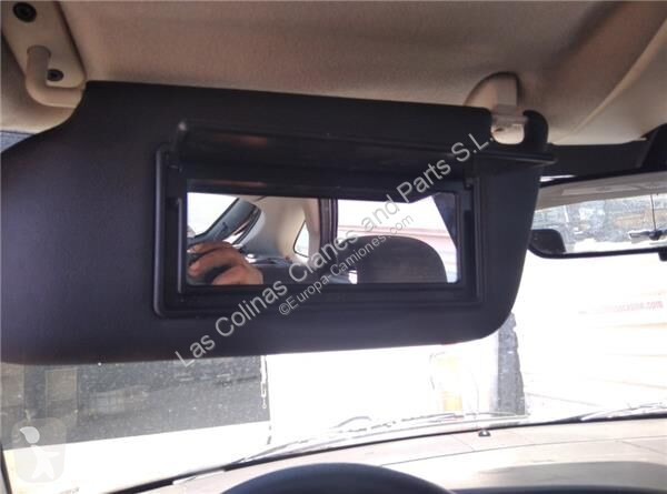 Запчасти для грузовика  Pare-soleil pour camion...