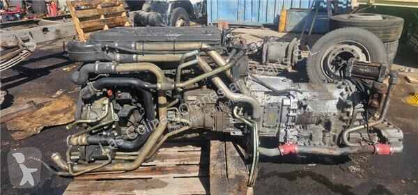 قطع غيار الآليات الثقيلة Mercedes Pompe à huile...