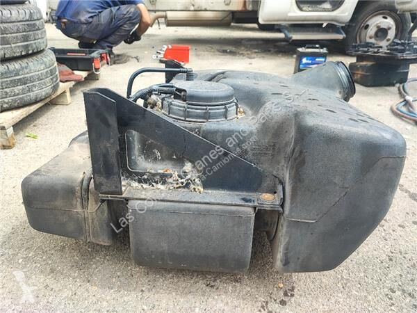 Piese camioane Renault Réservoir de carburant...