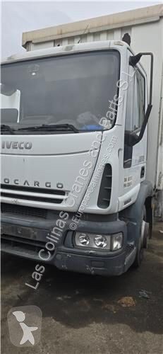 قطع غيار الآليات الثقيلة Iveco Garde-boue...