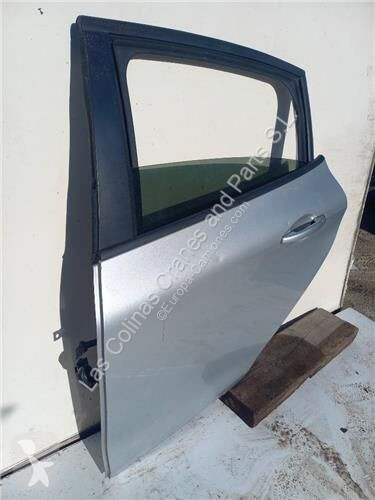 Pezzi di ricambio per mezzi pesanti Peugeot...