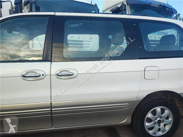 قطع غيار الآليات الثقيلة KIA Porte 0K57A58020F...