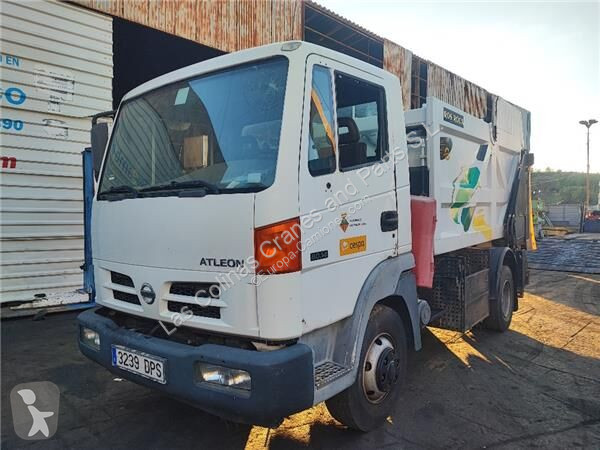 قطع غيار الآليات الثقيلة Nissan archepied pour...