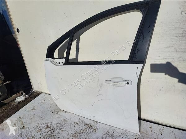 Pezzi di ricambio per mezzi pesanti Peugeot...
