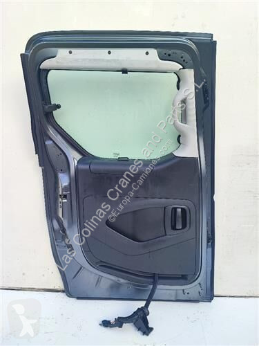 Pezzi di ricambio per mezzi pesanti Peugeot...