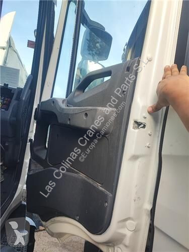قطع غيار الآليات الثقيلة Iveco Porte 504232506...