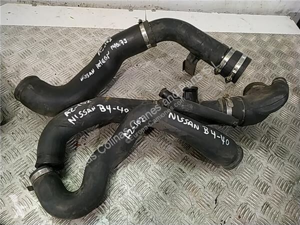 قطع غيار الآليات الثقيلة Nissan Tuyau de...