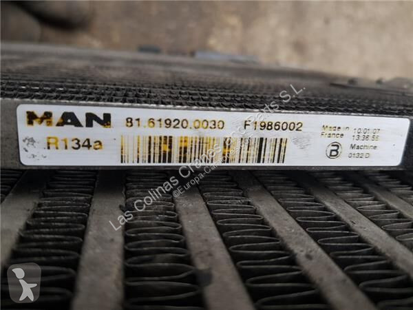 قطع غيار الآليات الثقيلة MAN Radiateur de...