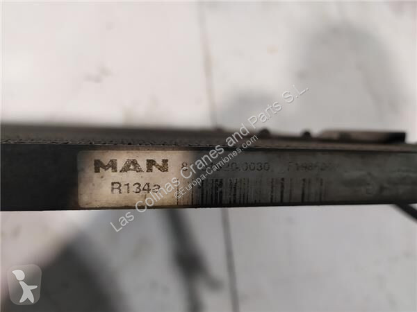 قطع غيار الآليات الثقيلة MAN Radiateur de...