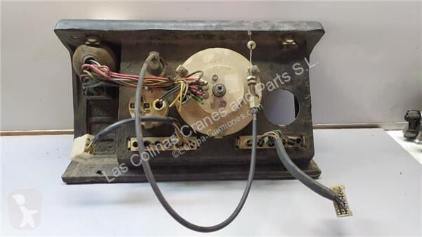 قطع غيار الآليات الثقيلة Mercedes Tableau de...