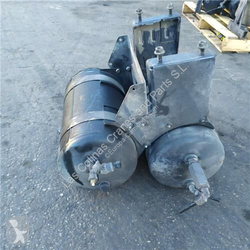 قطع غيار الآليات الثقيلة Iveco Réservoir d'air...