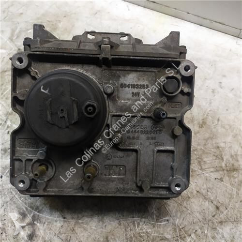 قطع غيار الآليات الثقيلة Iveco Réservoir AdBlue...
