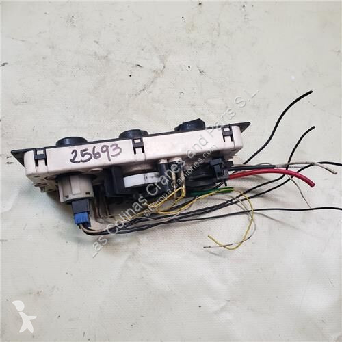 قطع غيار الآليات الثقيلة DAF Tableau de bord...