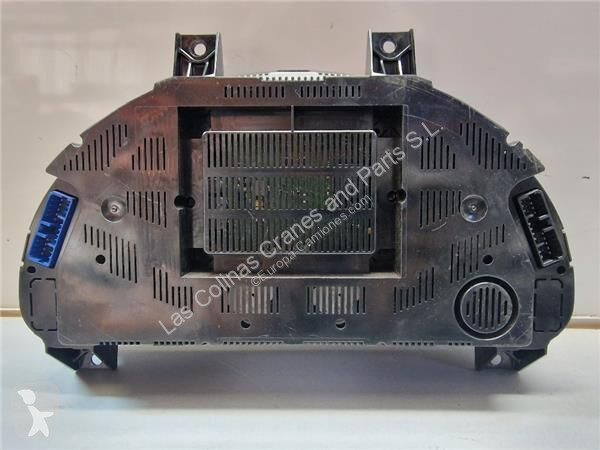 قطع غيار الآليات الثقيلة Iveco Tableau de bord...