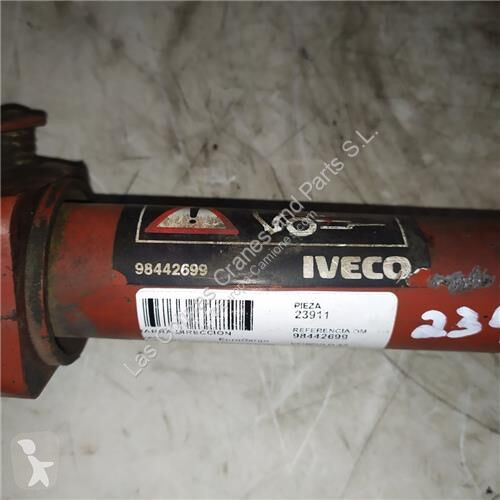 قطع غيار الآليات الثقيلة Iveco Biellette de...