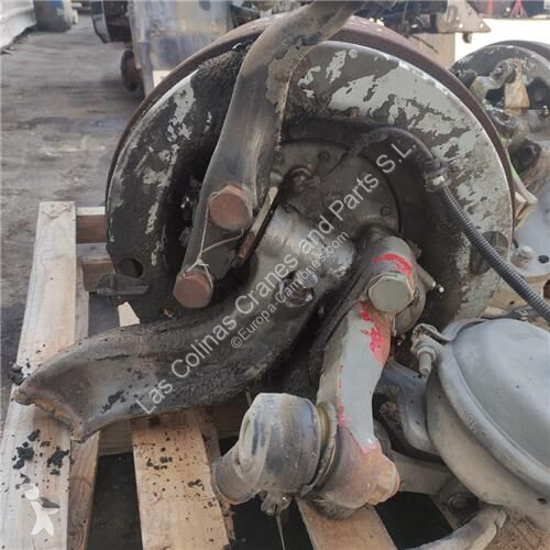 قطع غيار الآليات الثقيلة Volvo Moyeu 1607403...
