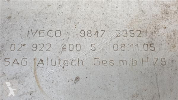 قطع غيار الآليات الثقيلة Iveco Réservoir de...